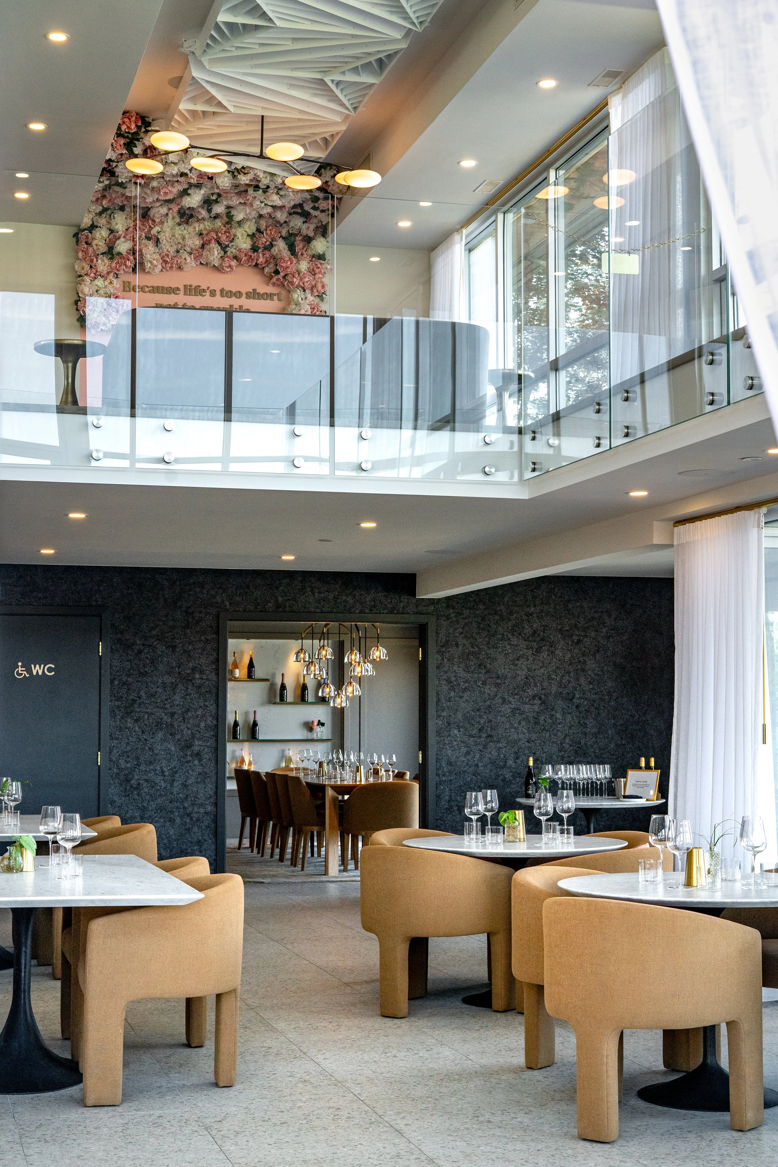 restaurant evolve photography