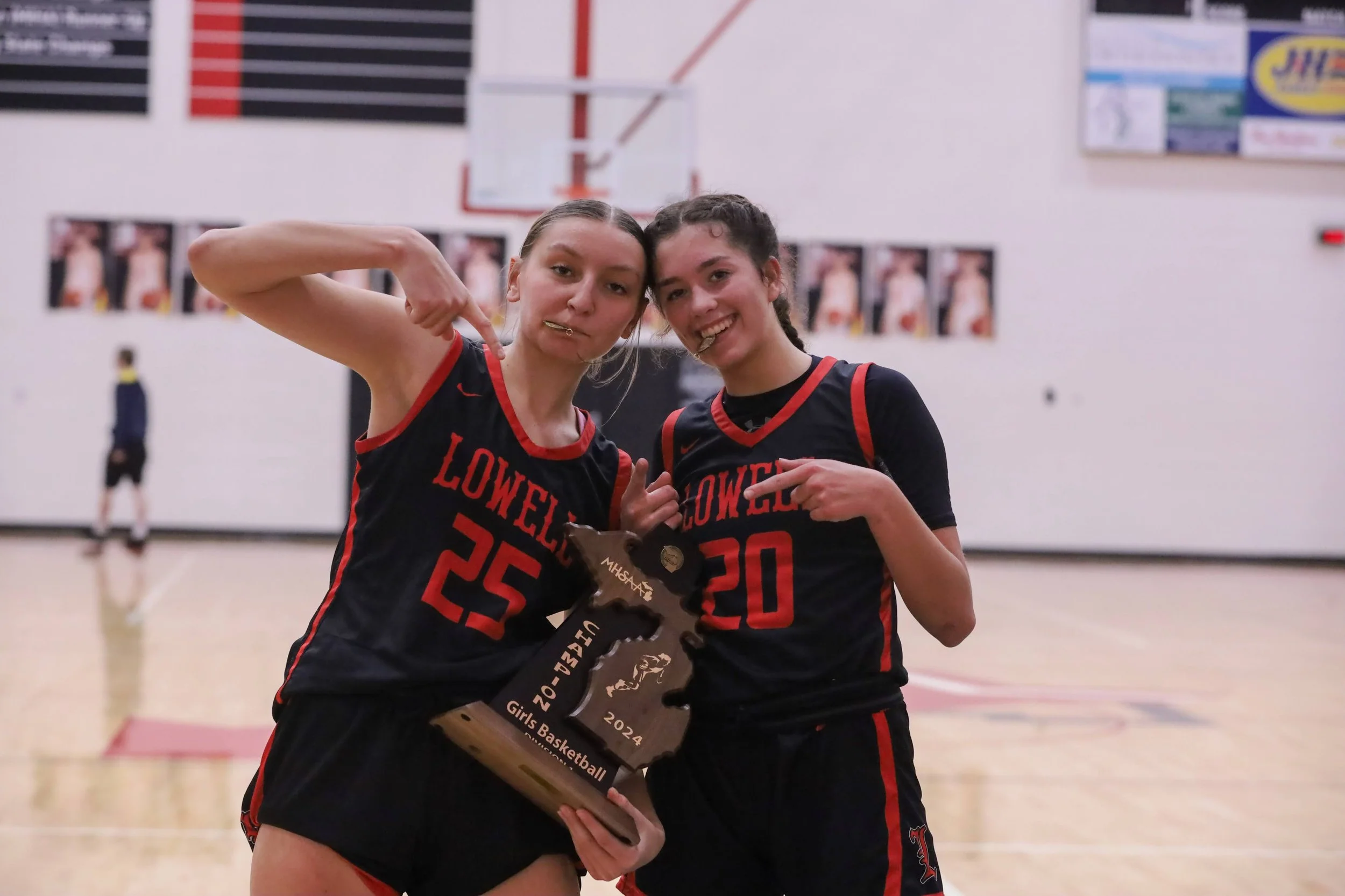 Lowell Alums Back in NCAA Tournament