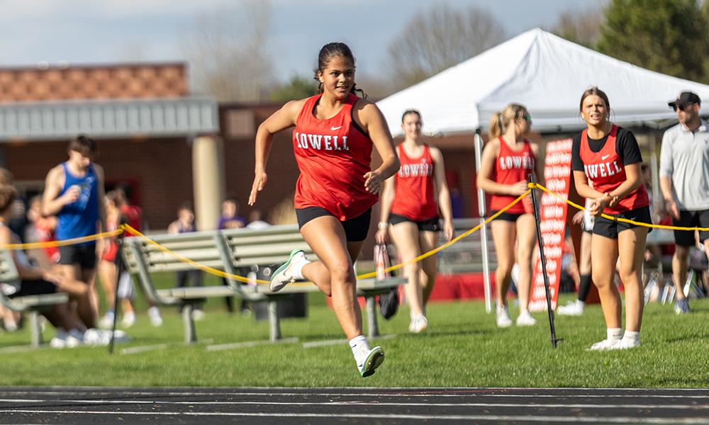 Lady Arrows Finish 3rd at Kathy Talus Invite