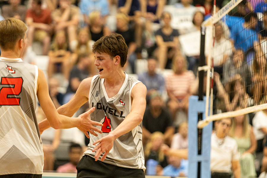 Boys Volleyball Looks to win First MHSAA Title