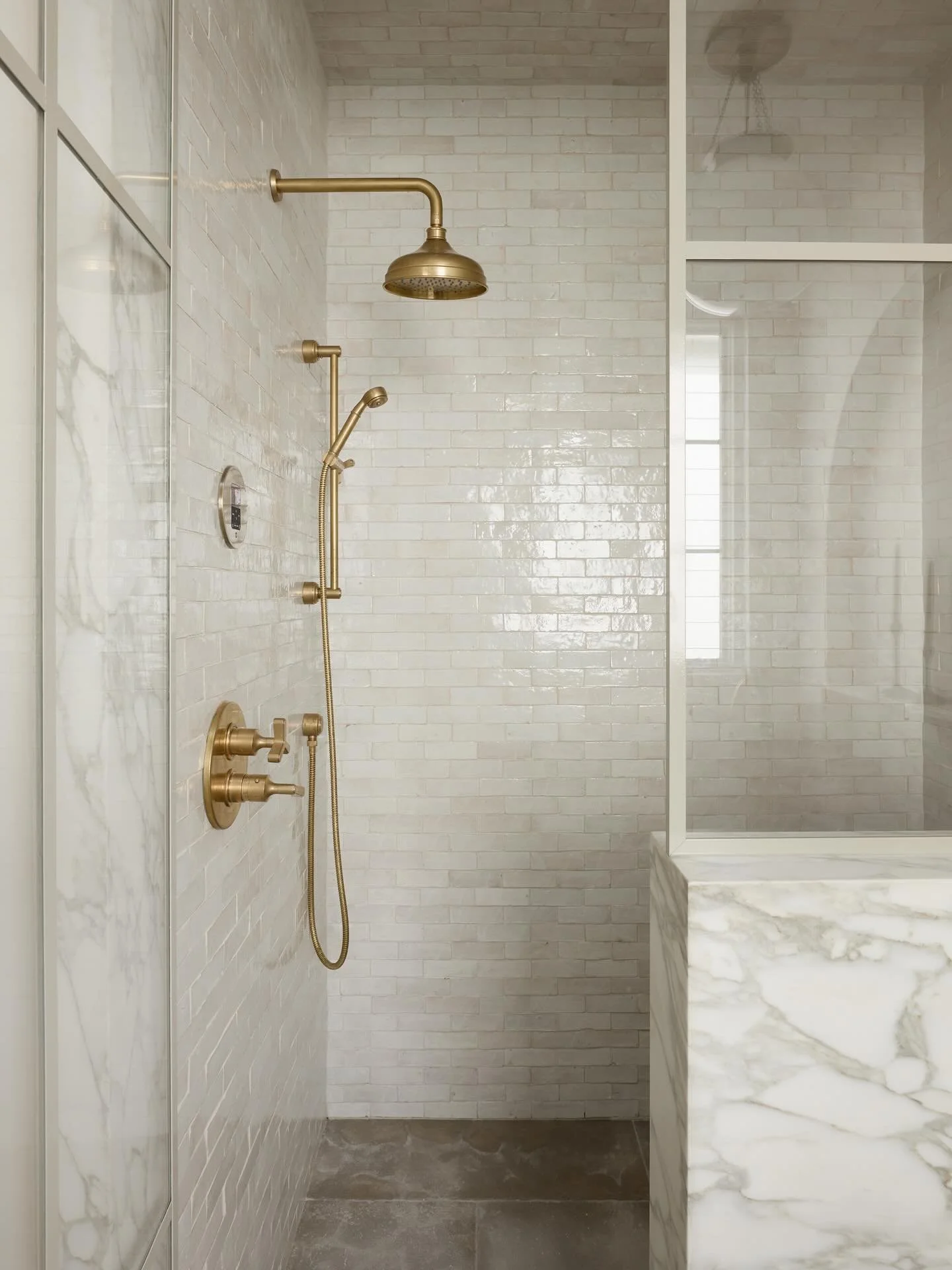A spa-worthy steam shower right here. The client texted after the first shower that the limestone floor felt like velvet. Mission accomplished! 

Interiors @juliedonovandesign 
Photo @public311design 

#bathroominspo #interiordesign #interiors #bathr