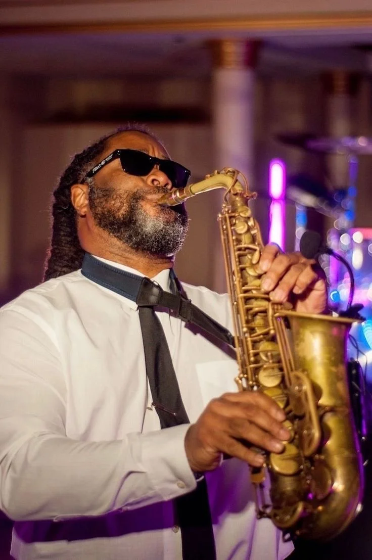 Live Entertainment for weddings and corporate events 