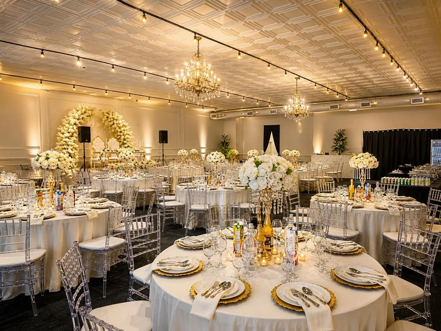 ✨ Where elegance meets unforgettable moments
Host your dream event at Levant Hall 🤍 #weddingvenue #eventvenue #receptionhall #wedding #montreal 

📍 Montreal
📅 Booking 2026-2027