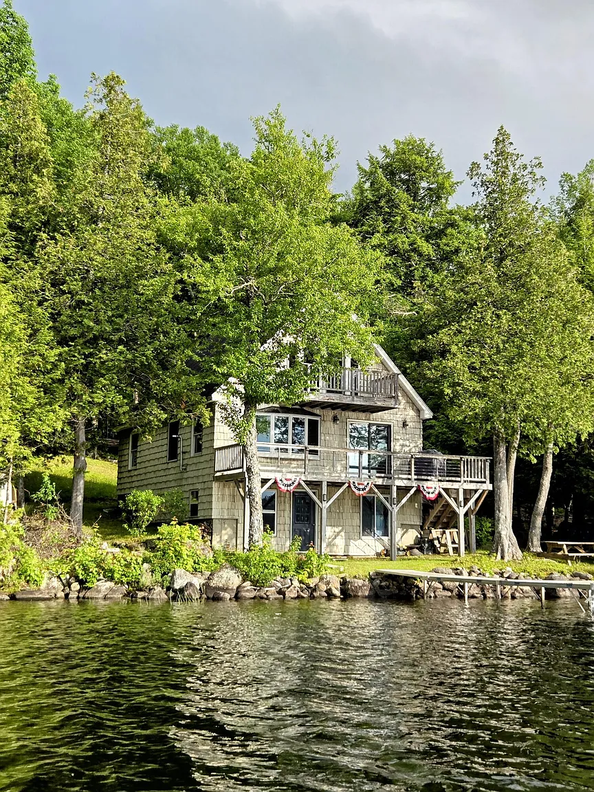 Honey's Hideaway, New Vineyard, ME.- Sleeps 10 - 3 Bedrooms - 7 Beds - 2 Baths