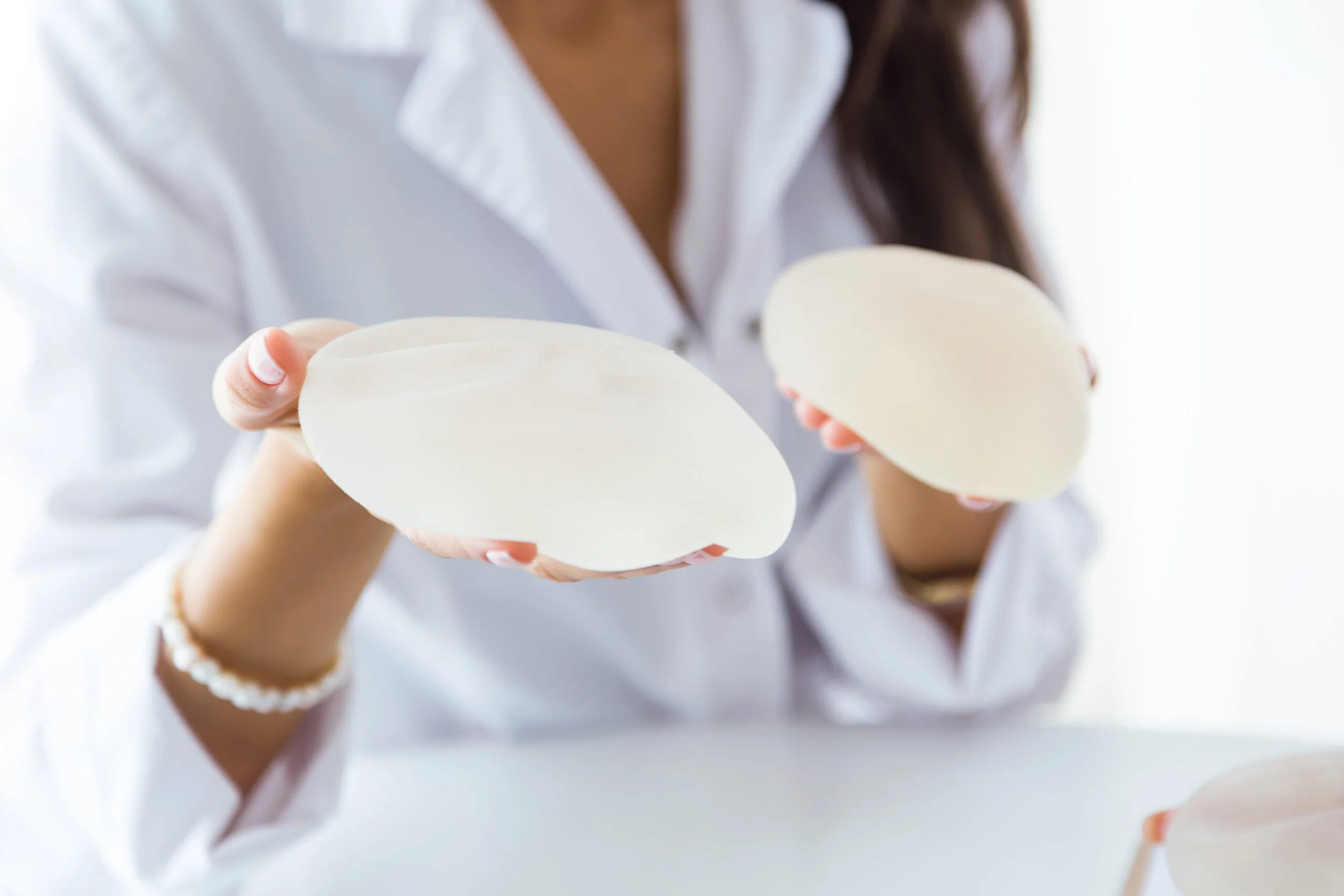How to Choose the Right Breast Implant for Your Breast Augmentation?