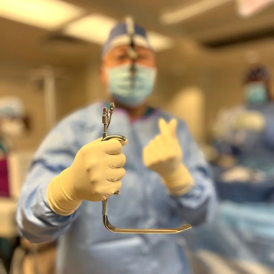 The Ultimate Plastic Surgery Tool: Precision, Light, and Suction