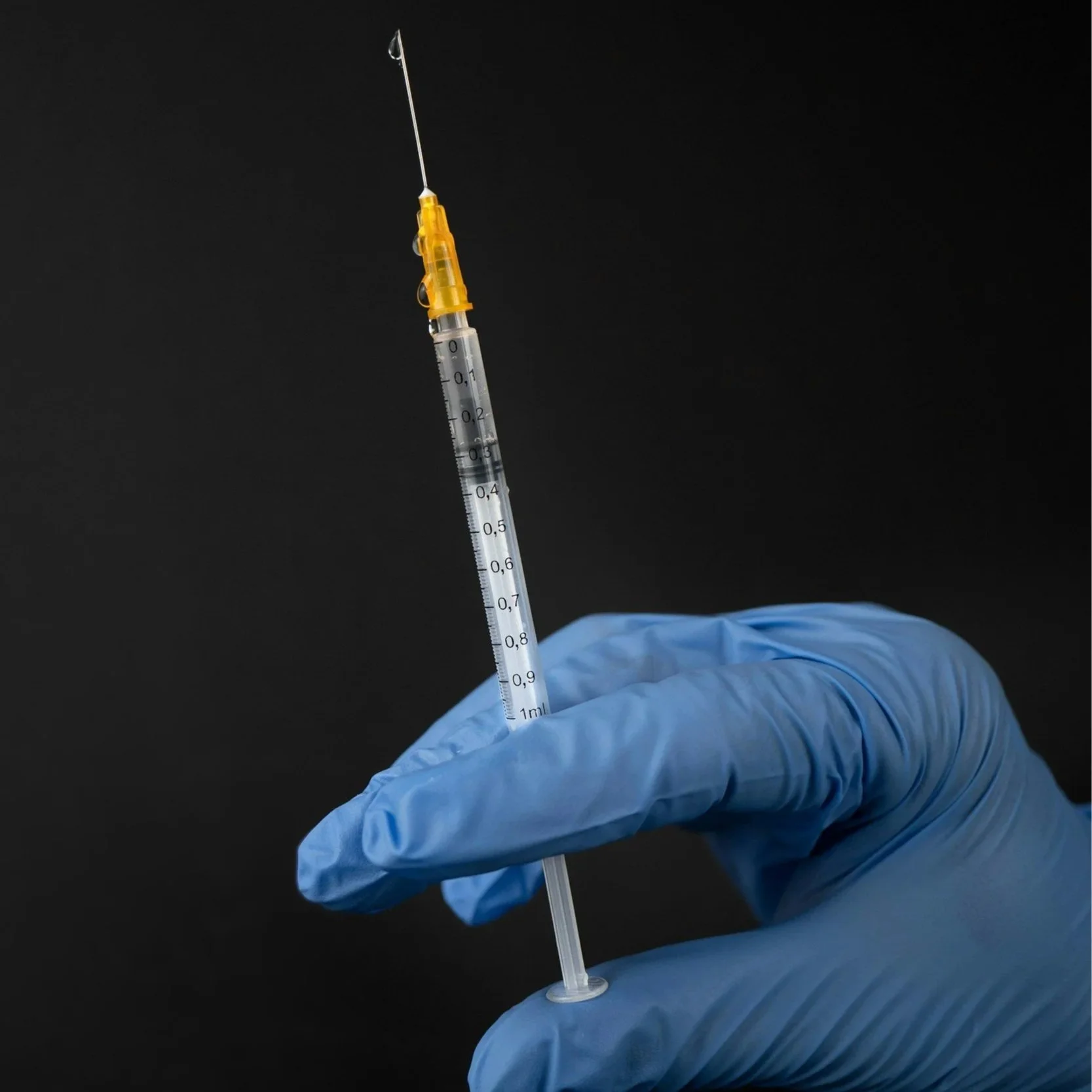 Botox for Neck Bands in San Francisco: A Plastic Surgeon Explains the Nefertiti Lift