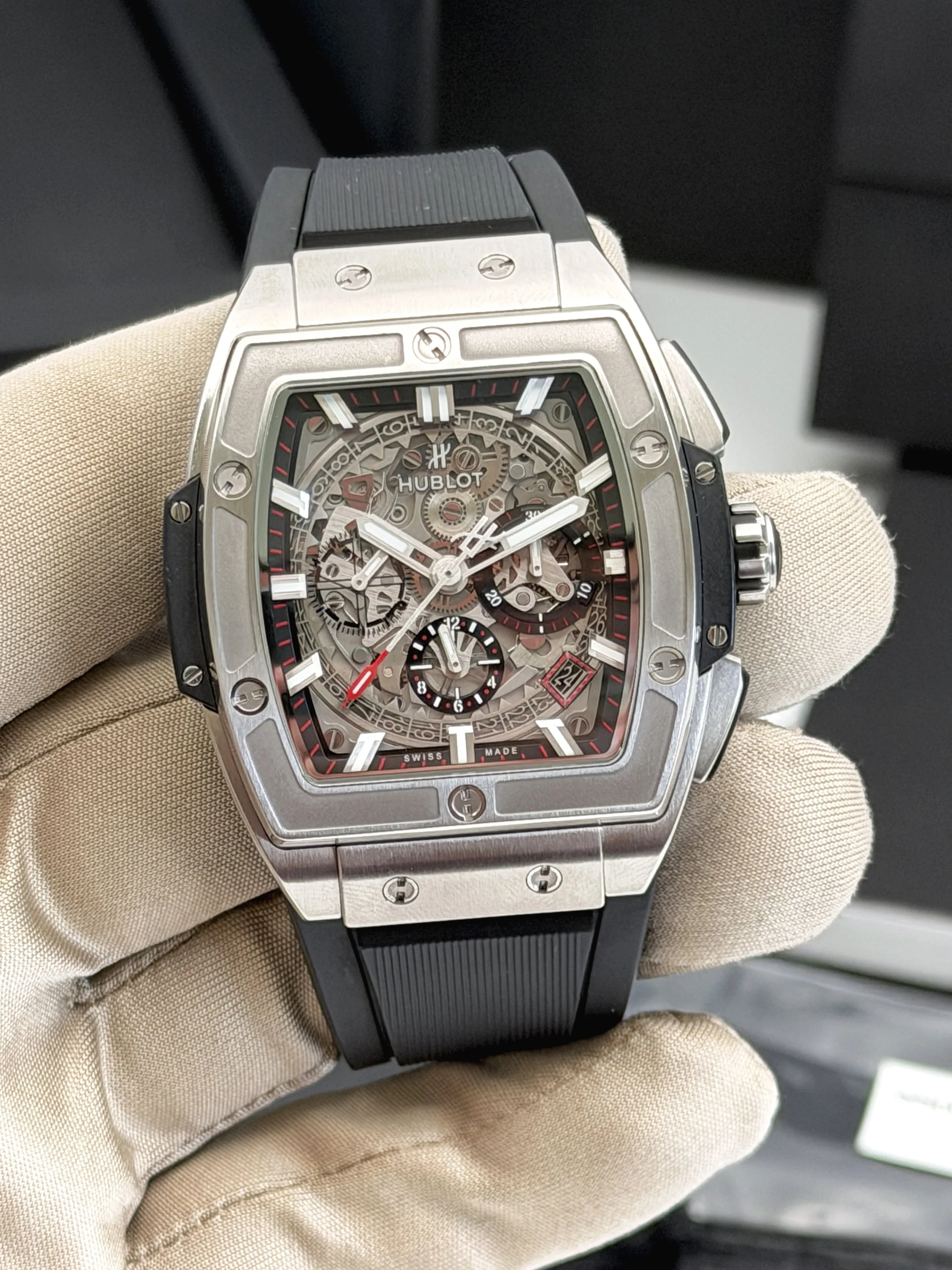 HUBLOT - Spirit of Big Bang - Titanium - Reference 641.NX.0173.LR