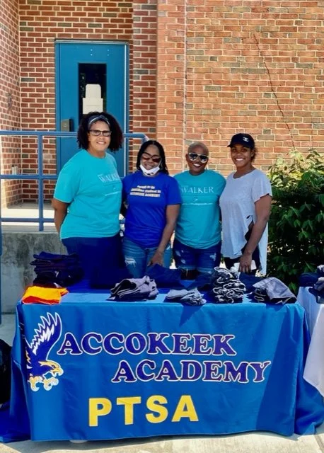 Candidate for PGCPS BOE D9, Lolita E. Walker at Accokeek Academy Back to School - PTSA Uniform Drive