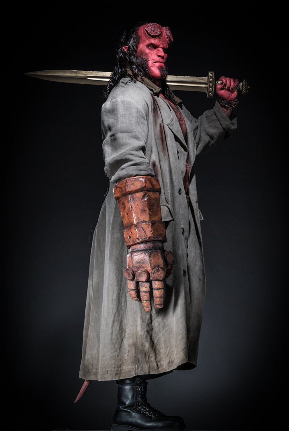 Hellboy-Gallery--sword.jpg