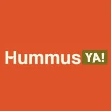 Logo de restaurante vegano de comida mediterránea 'Hummus YA!' en un fondo naranja.