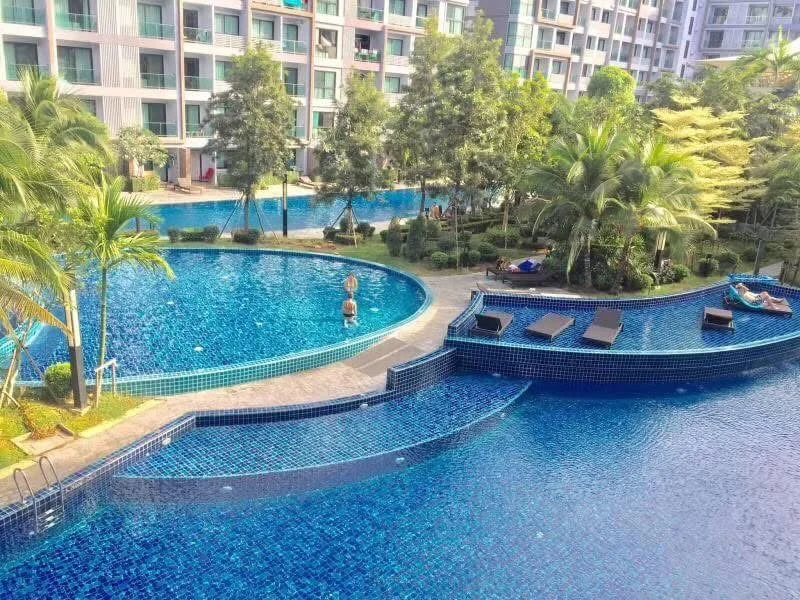 Dusit Thani Grand Park