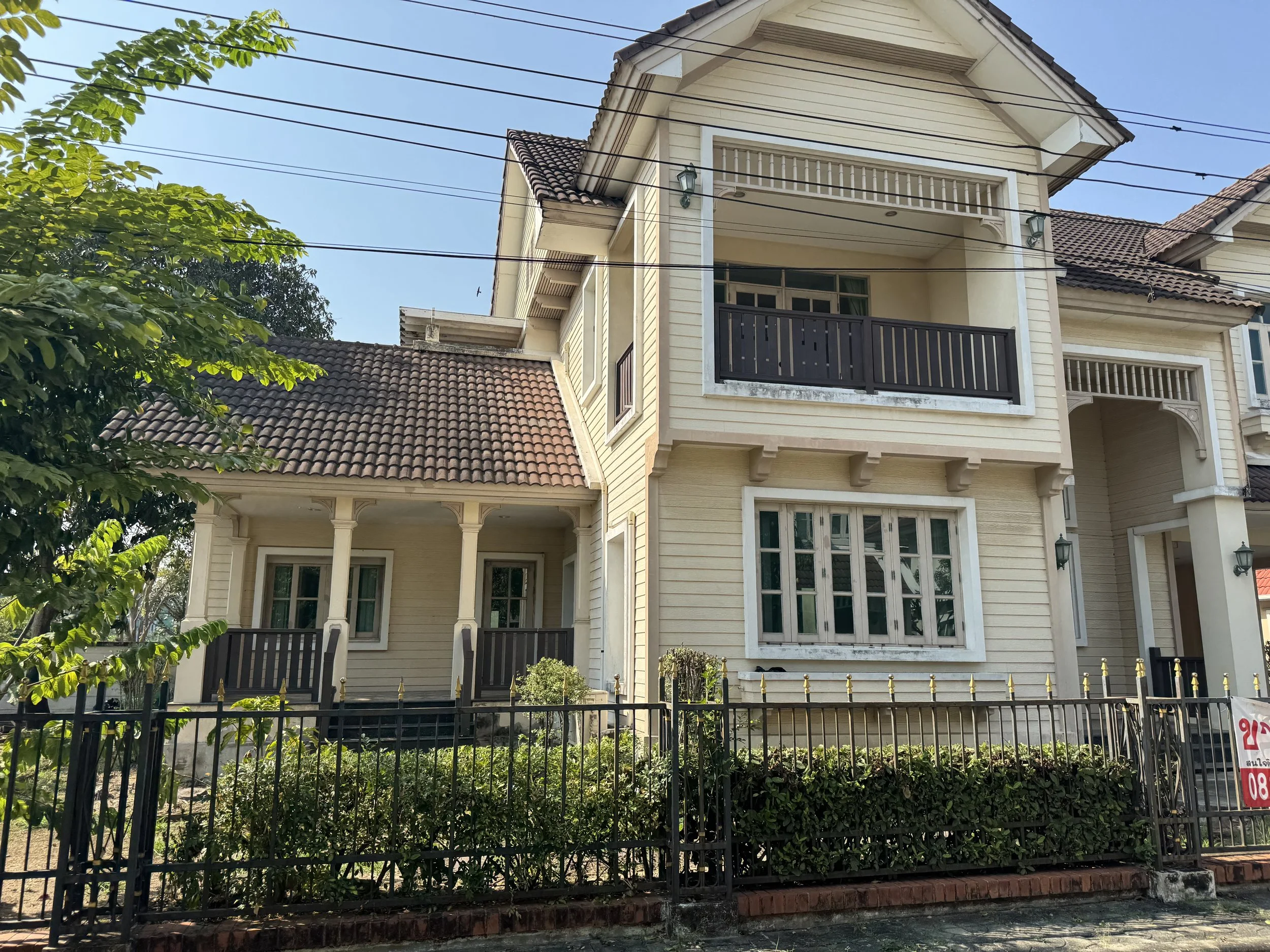 134sq wah Wararom Lakeview (THB13.5m)
4 Bedrooms | 4 Bathrooms | 2 Car parking