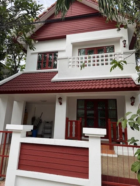 51sq wah Wararom Lakeview (THB4.3m)
3 Bedrooms | 2 Bathrooms | 1  Car Parking