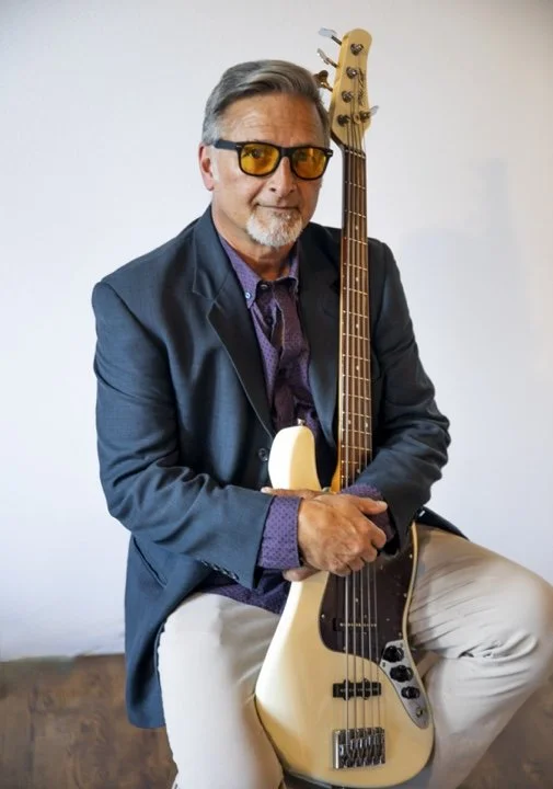 Dave Nielsen is a bassist extraordinaire playing 5-string, upright, and 4-string for groups and recording sessions in the greater Fort Collins and Denver areas.