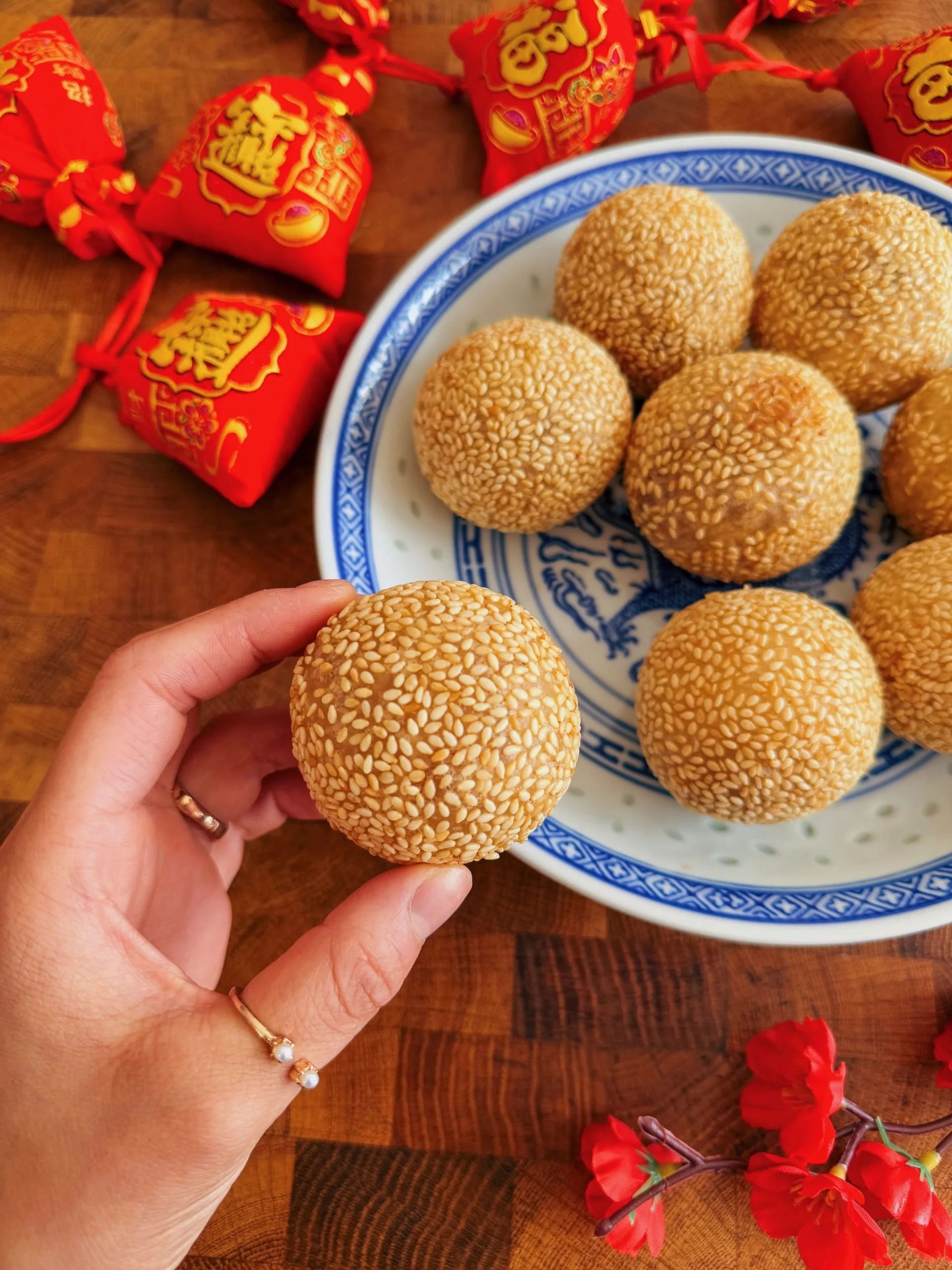 Chinese Sesame Balls 
