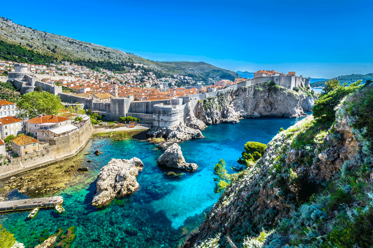 Best Time to Cruise the Mediterranean: A Season-by-Season Guide