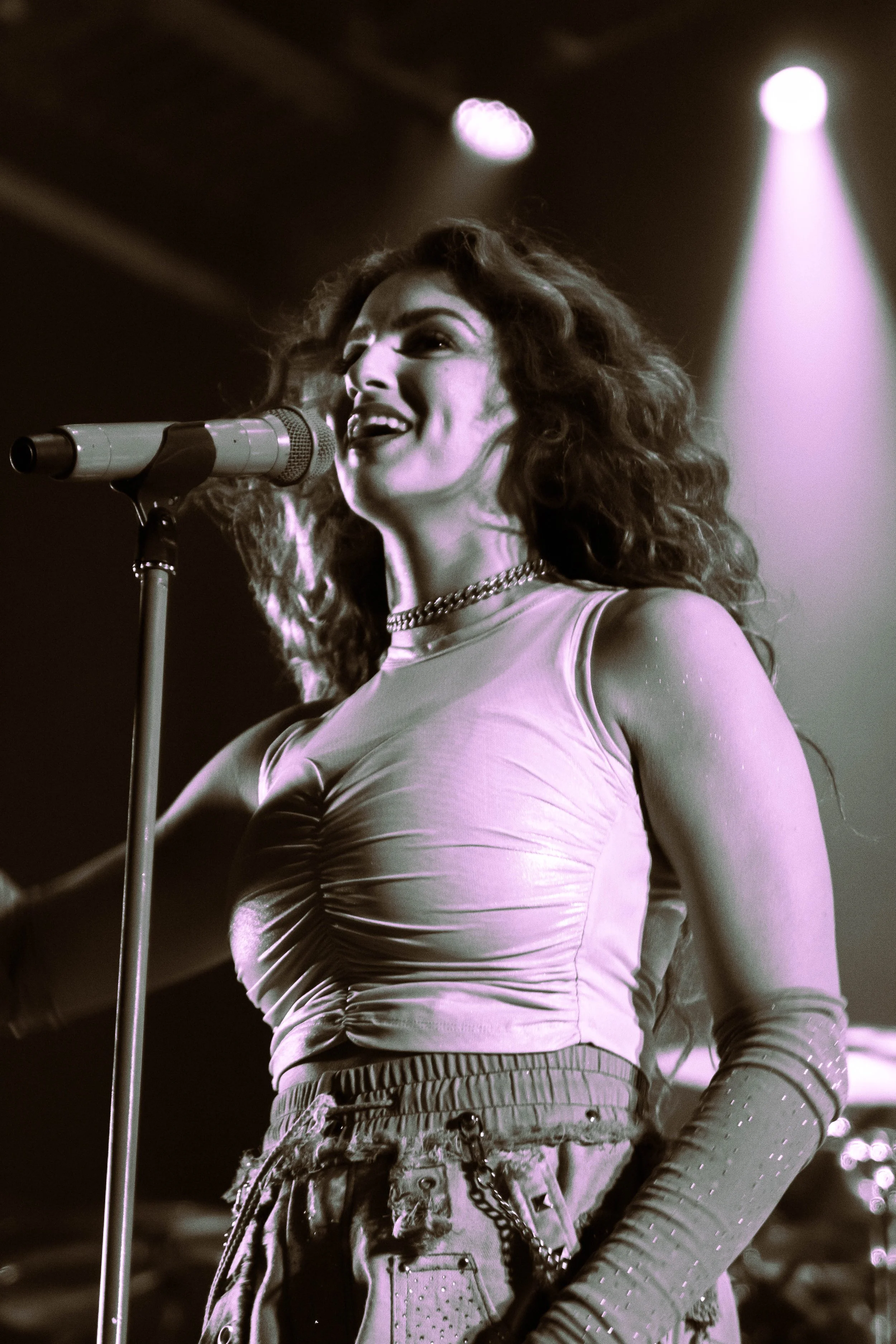 Tori Kelly - The Purple Skies Tour