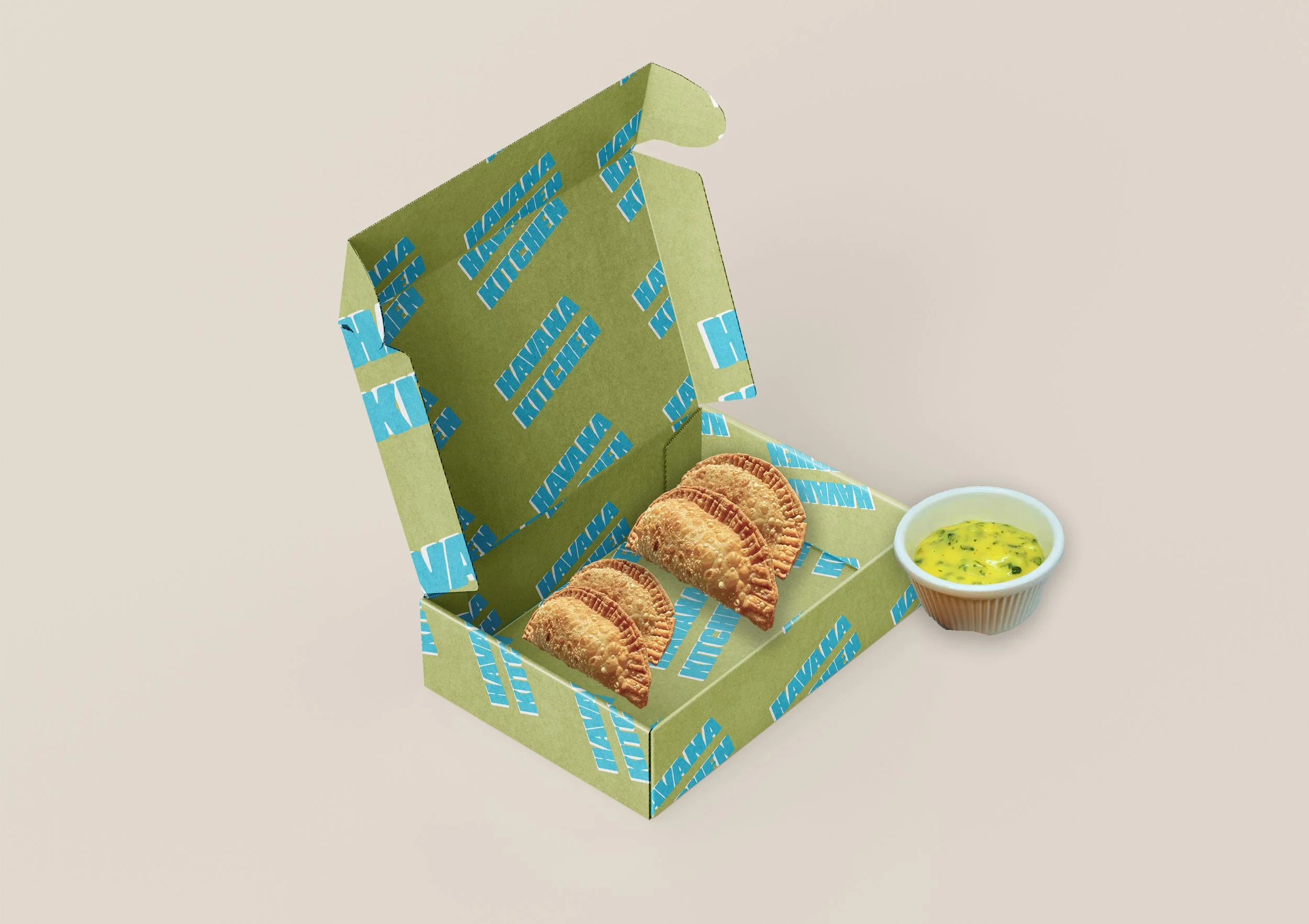 fernandez_3001_Fall202X_packaging03 copy.jpg