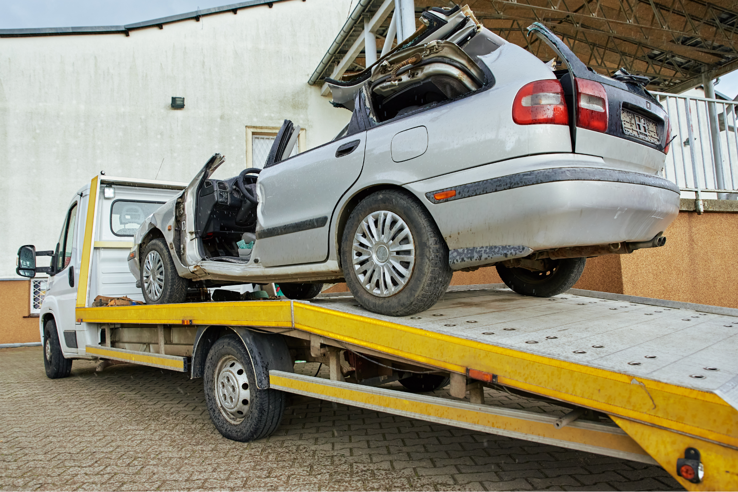 Free Towing Explained: How We Tow Your Junk Car for Free