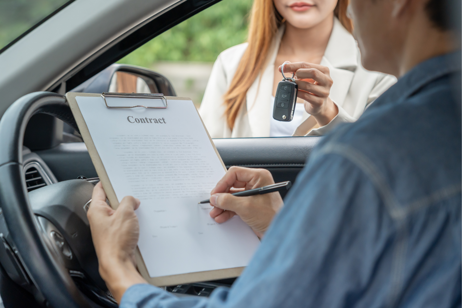 How to Sell Hybrid and Electric Junk Cars Safely and Profitably