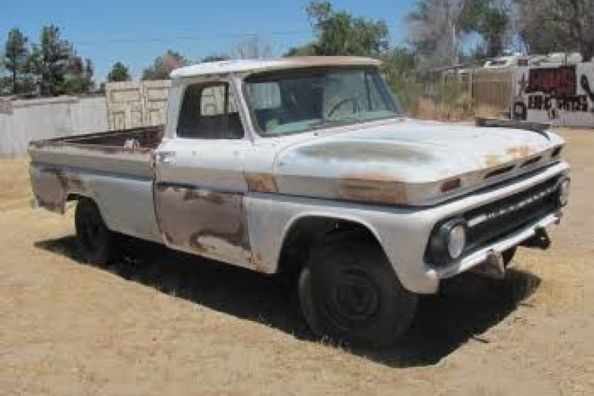 Why Older Trucks Still Have Value in the Junk Car Market