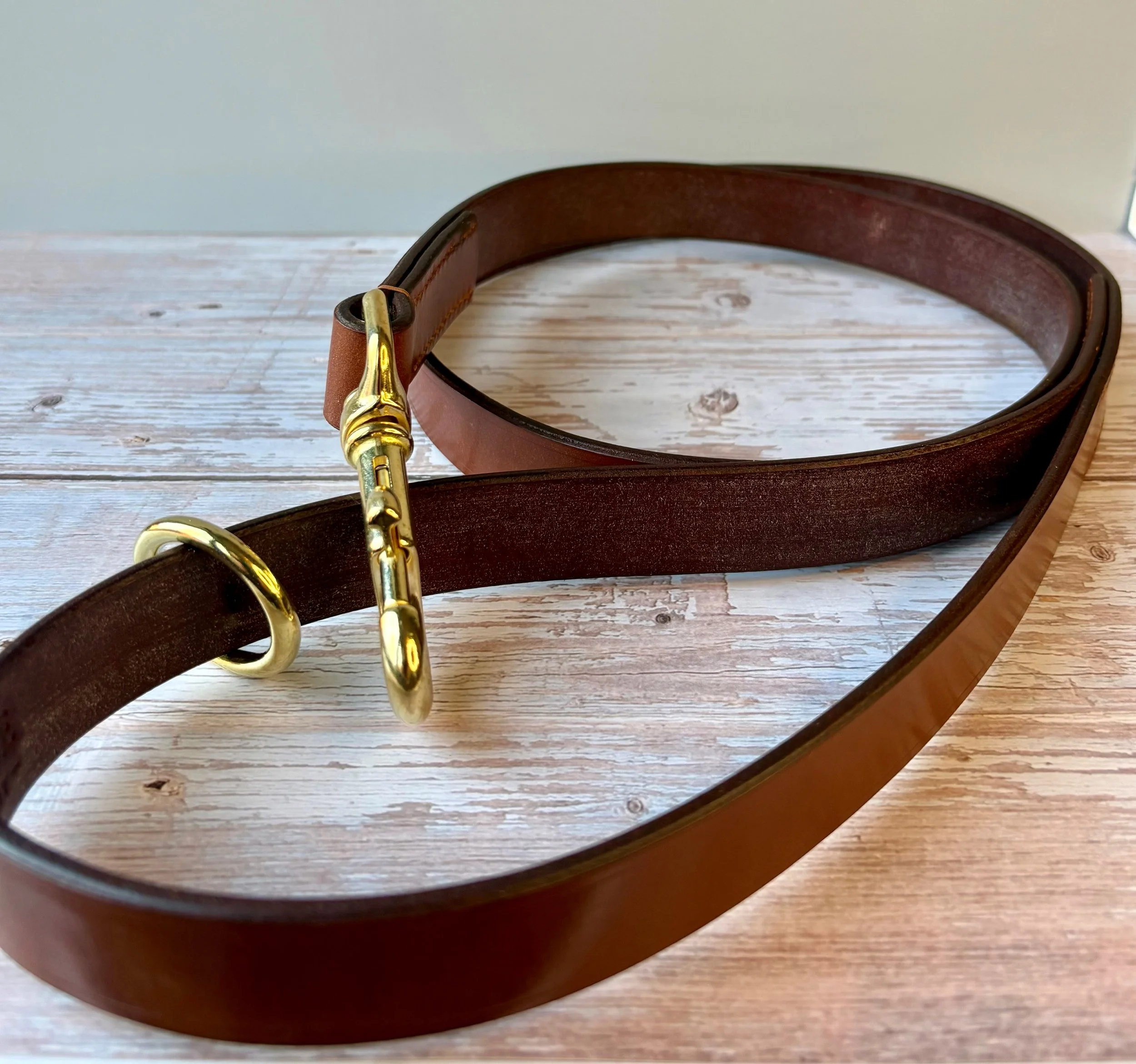 Why Choose a Leather Dog Lead? A Buy Once, Buy Well Approach