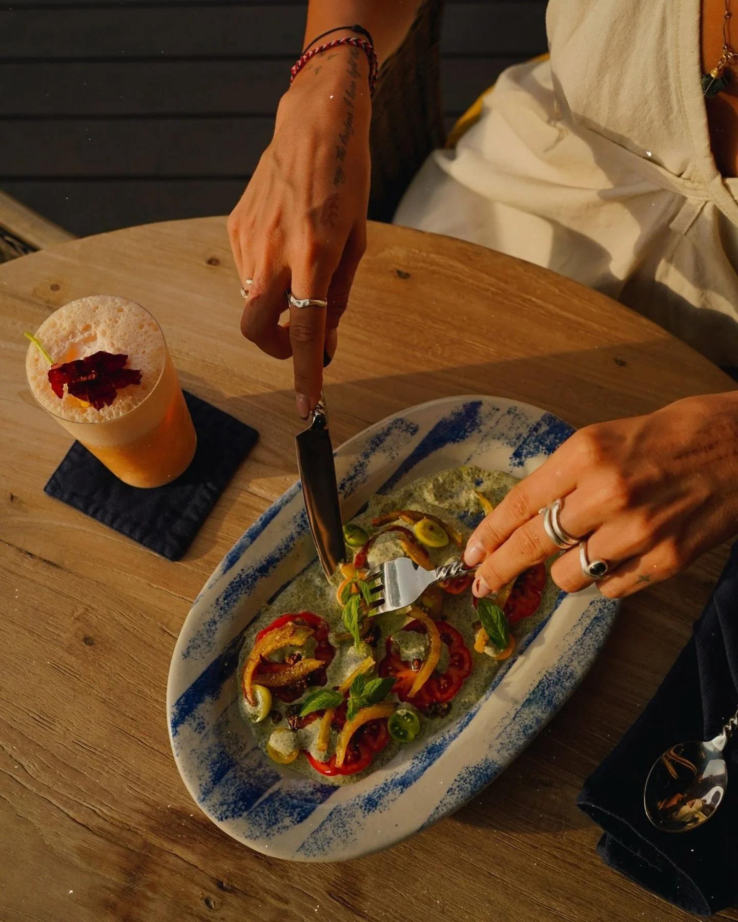 Our spacious deck is the perfect base for tranquil evenings to slow down, recalibrate the senses and take in Ubud&rsquo;s soulful energy. 

Here&rsquo;s our Tomato Salad &amp; Cha Yen Ramos Fizz making an appearance

There&rsquo;s calm in the air @ju