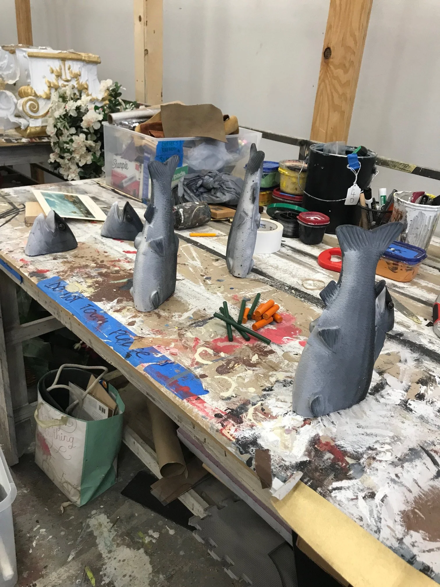 Magnetic reattachable fish props.