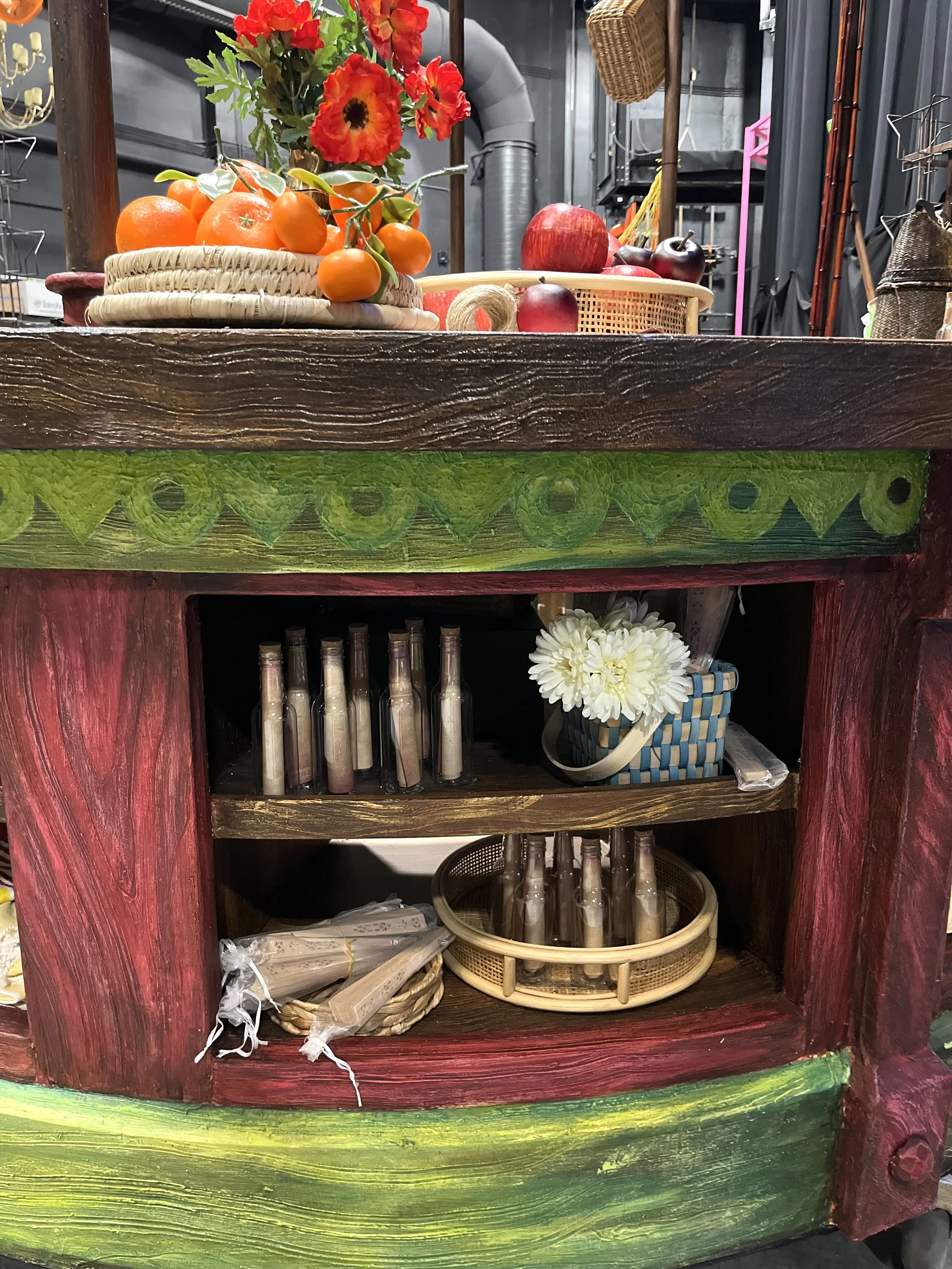 Oaken's Trading Post dressing. Frozen (HCT).