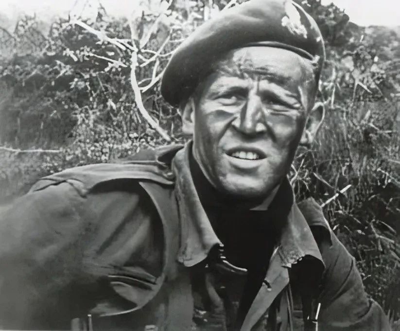 Pat Porteous VC - Ian McHarg