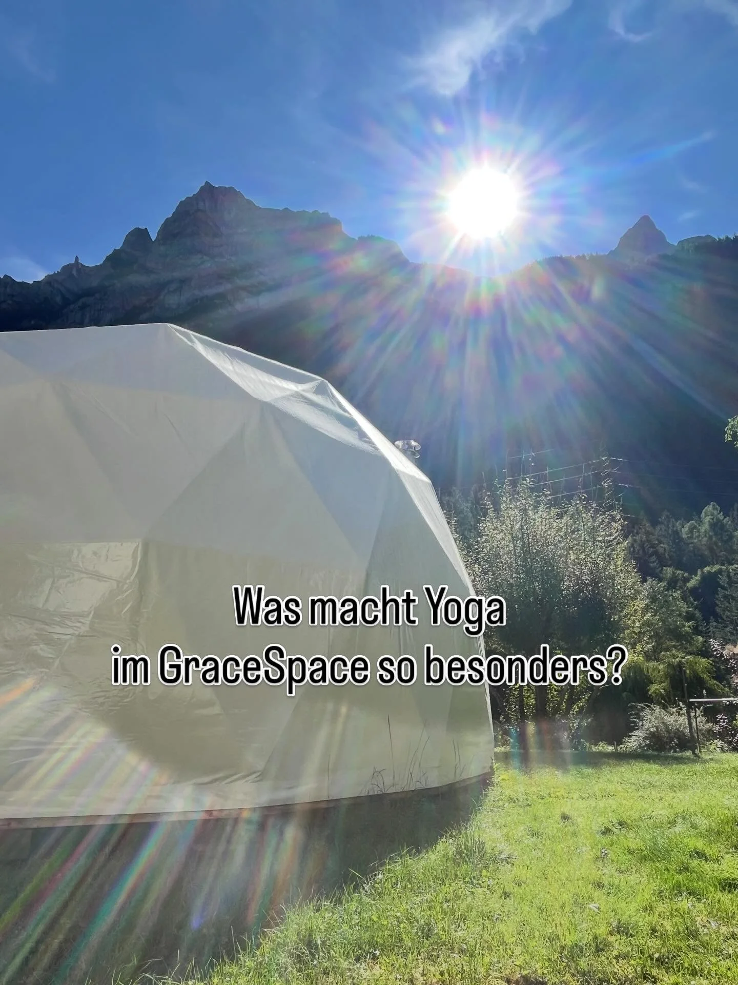 Was macht Yoga im GraceSpace so besonders?

Dir Gutes tun, in einem wunderbaren Raum, der gleichzeitig Weite und Geborgenheit ausstrahlt. ☀️✨

#wohlbefinden #nervensystemst&auml;rken