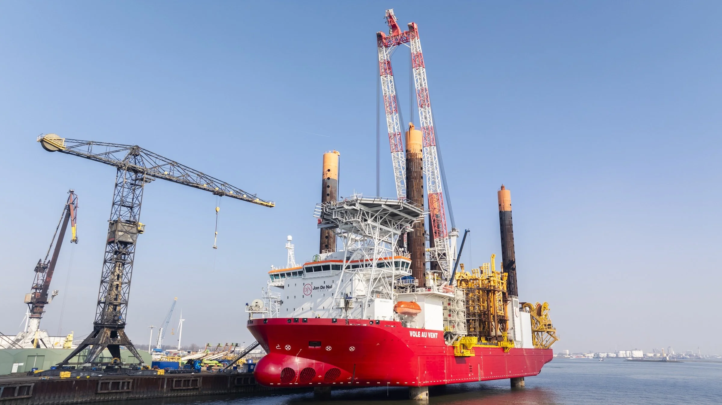 Jan de Nul heavy-lift vessel Damen Verolme shipyard Port of Rotterdam maritime photography professional equipment