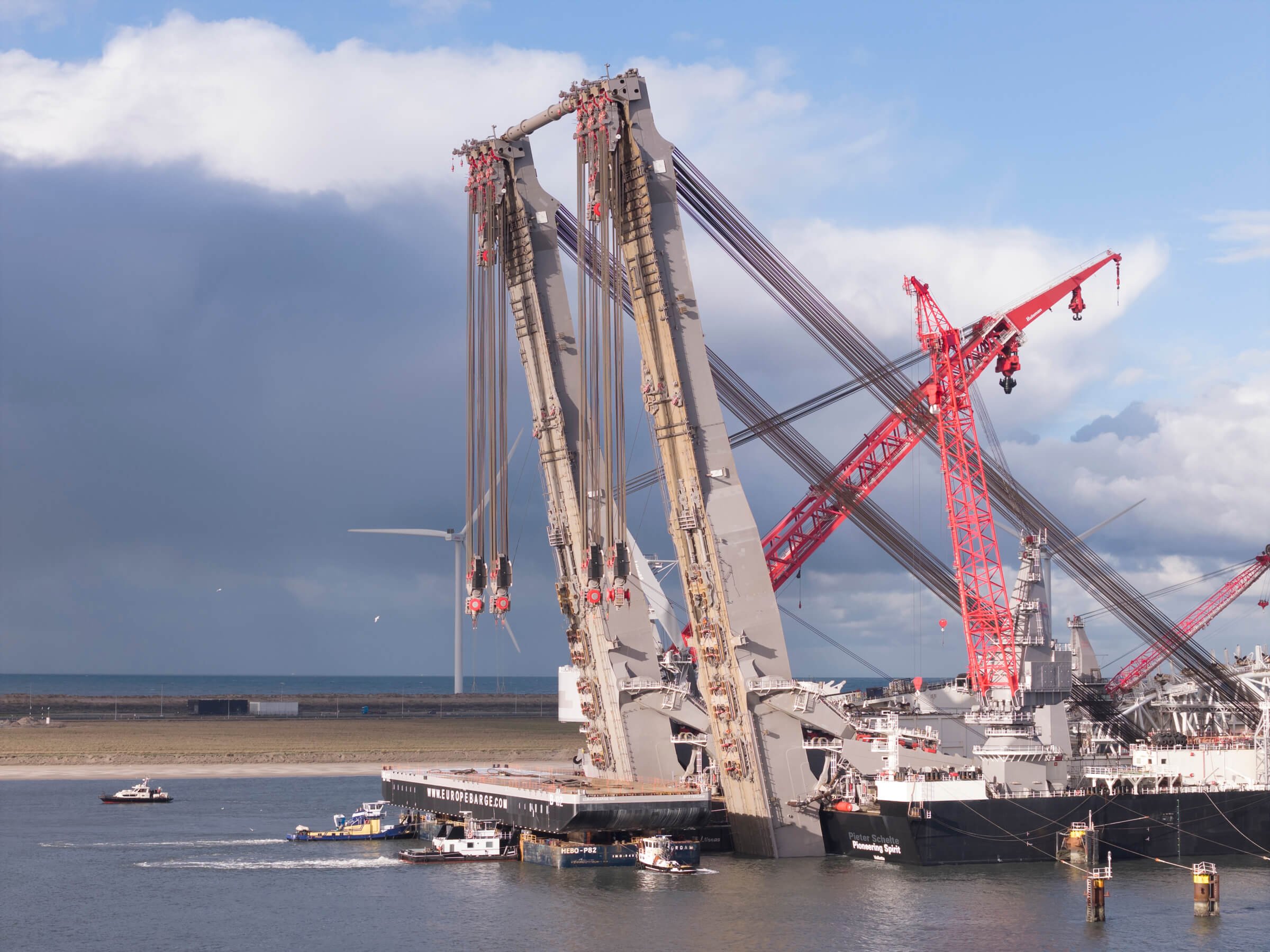 Pioneering Spirit vessel EuropeBarge Maasvlakte Port of Rotterdam timelapse photography offshore operations