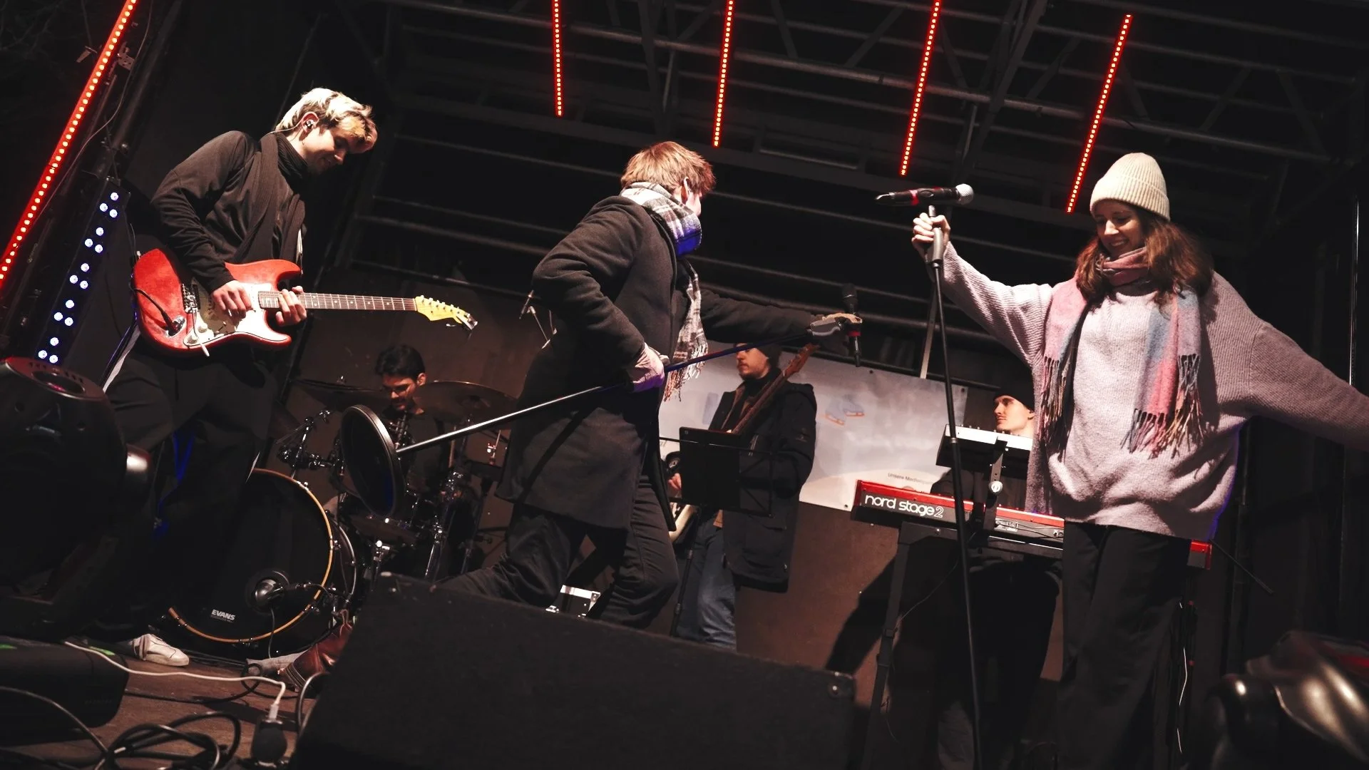 Timeline 1_01_00_10_37.jpg