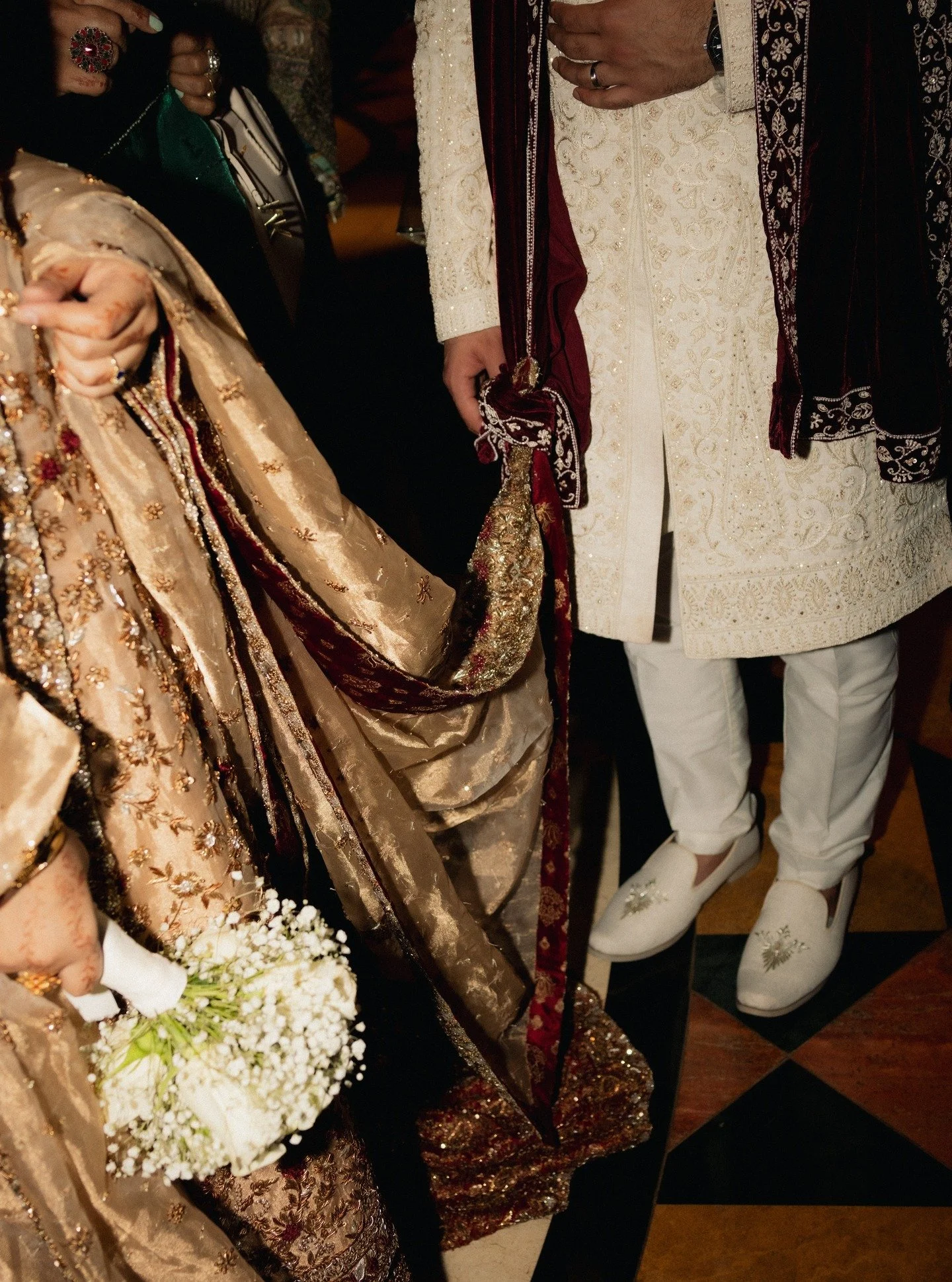Aqsa and Mubbasher&rsquo;s wedding was a celebration of tradition, elegance, and vibrant cultural heritage, set within the grandeur of Atlantis The Palm (@atlantisthepalm) and the magnificent Spice Ballroom.

Rooted in Pakistani tradition, the evenin