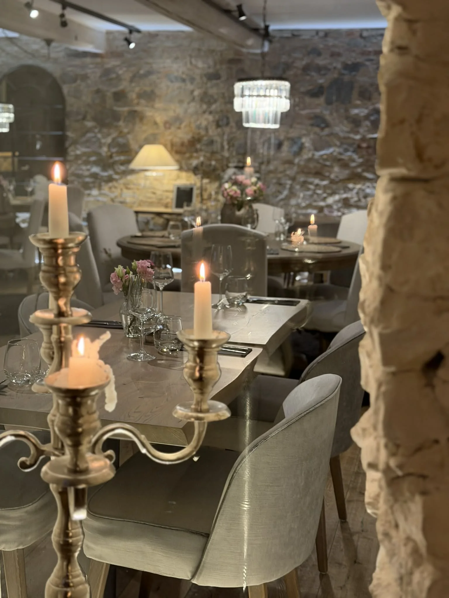 parim romantiline restoran Pärnus

fine dining restoran Pärnu kesklinnas

gurmee õhtusöök Pärnus

degustatsioonimenüü Pärnus

elegantne restoran Pärnus