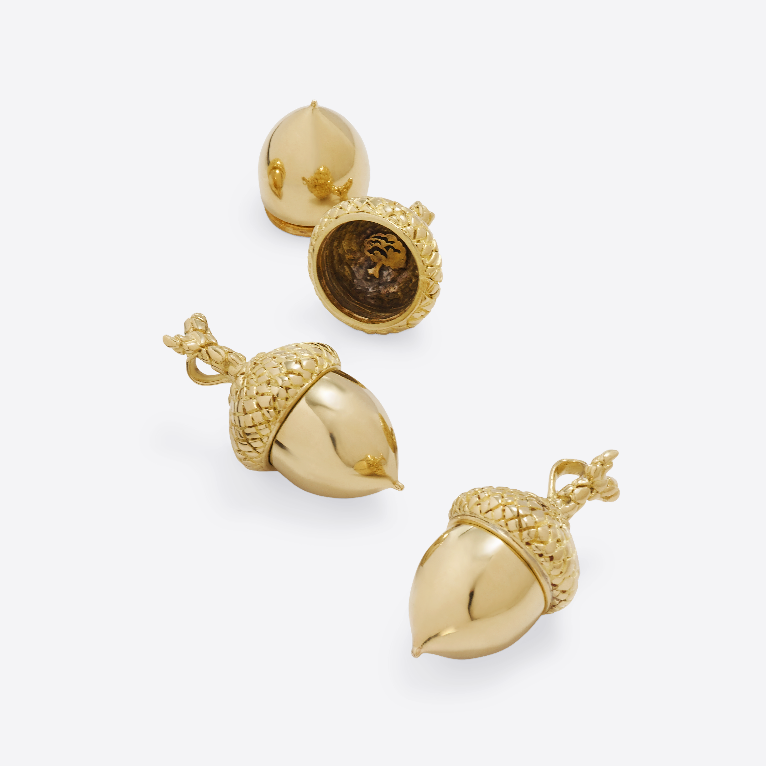LARGE BRASS ACORN 2.png