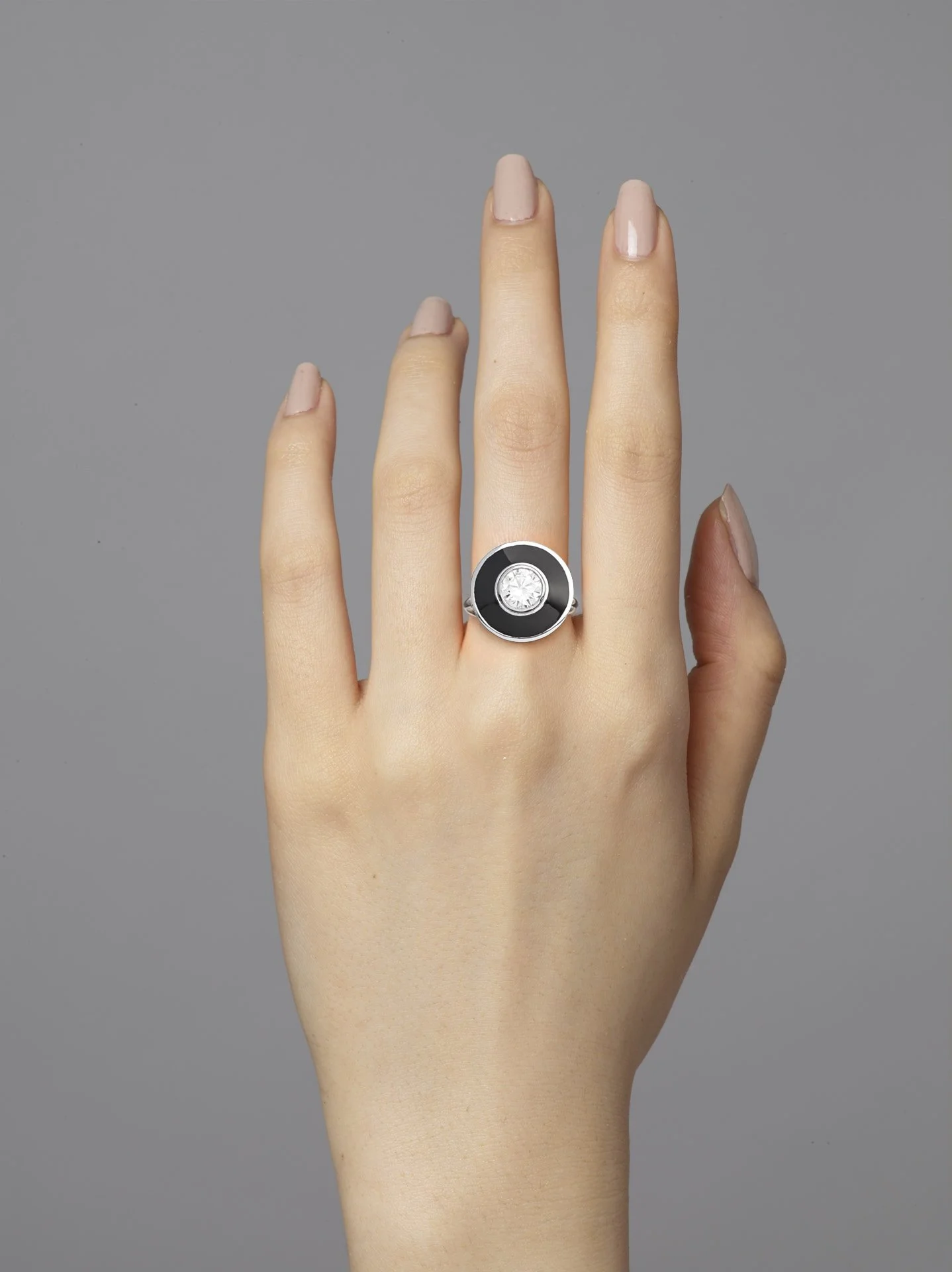 Hand Diamond Black Aurora.jpg