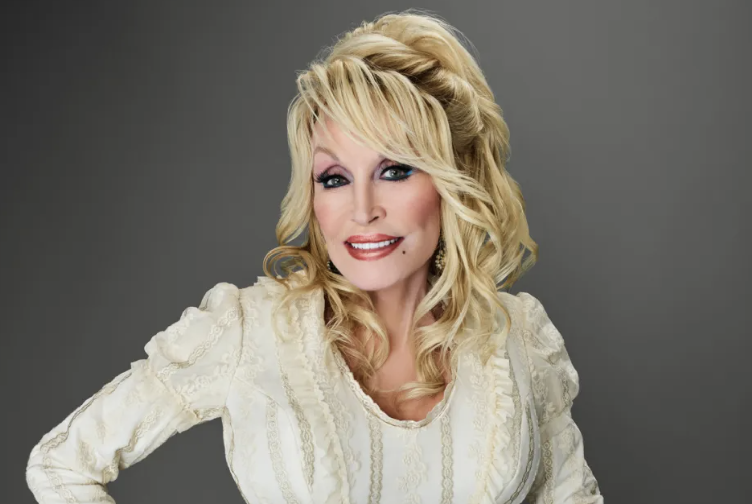 A Feminist Powerhouse for Everyone: A Thank You Note to Dolly Parton 