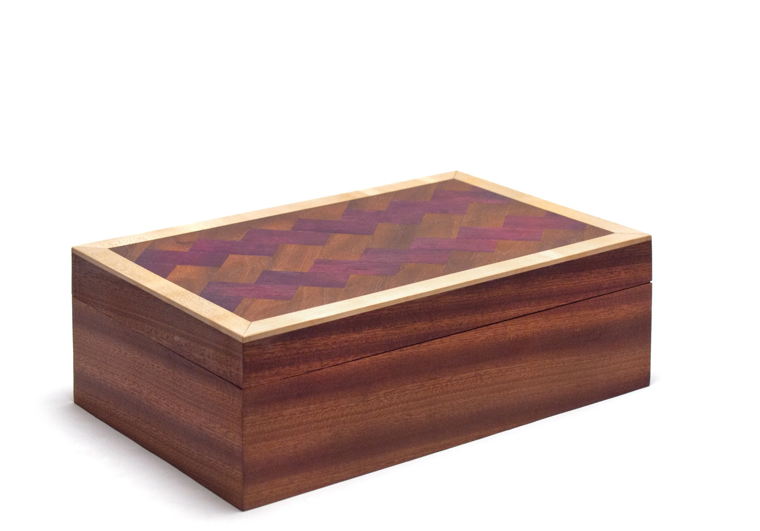 Box closed (P6050491) Re edit.jpg