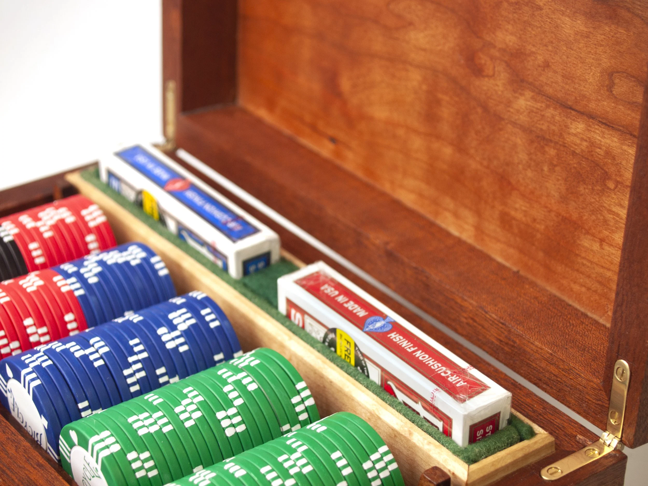 024- card holder- P5293305.jpg