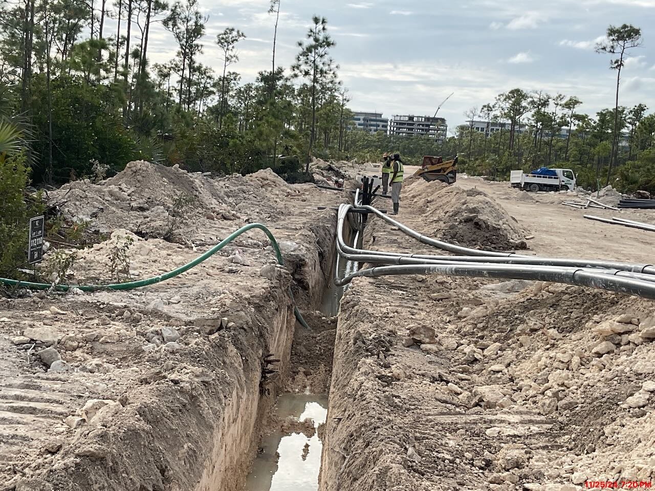 Windsor Lakes - 7.jpeg