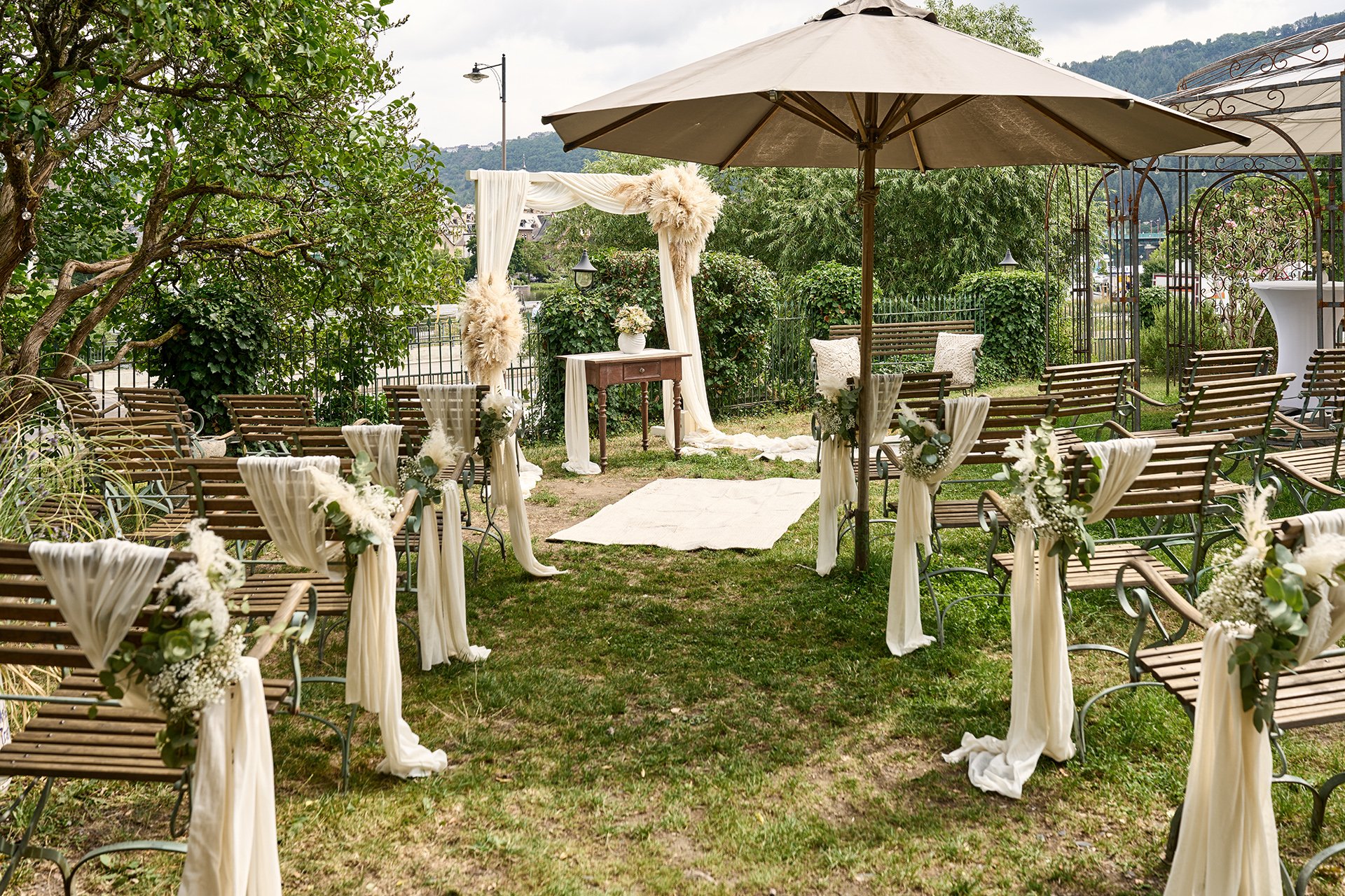 Hochzeit-Evelyn-Falko-0050 1.jpg