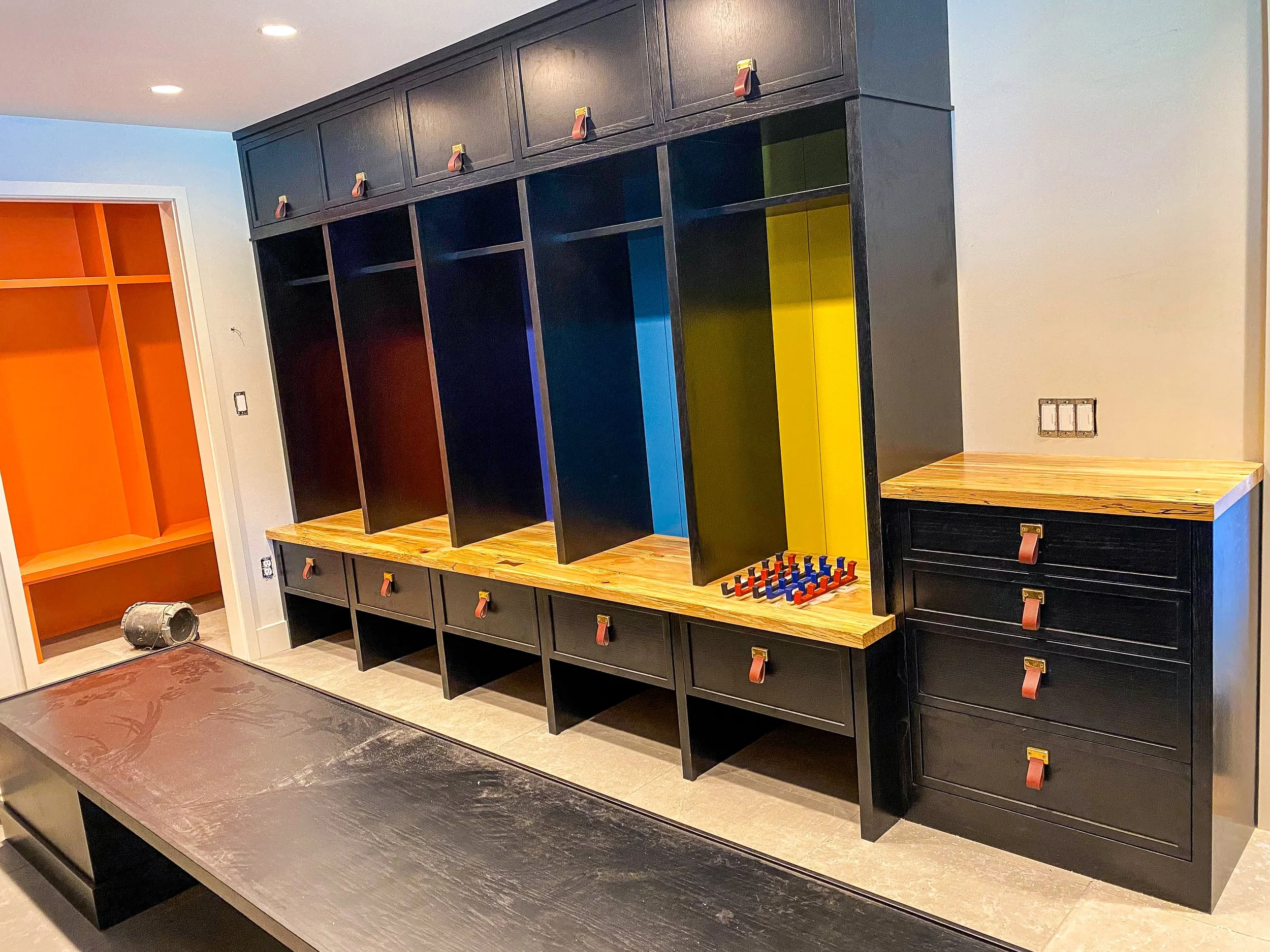 Norwich VT Modern Cabinetry (19).jpg