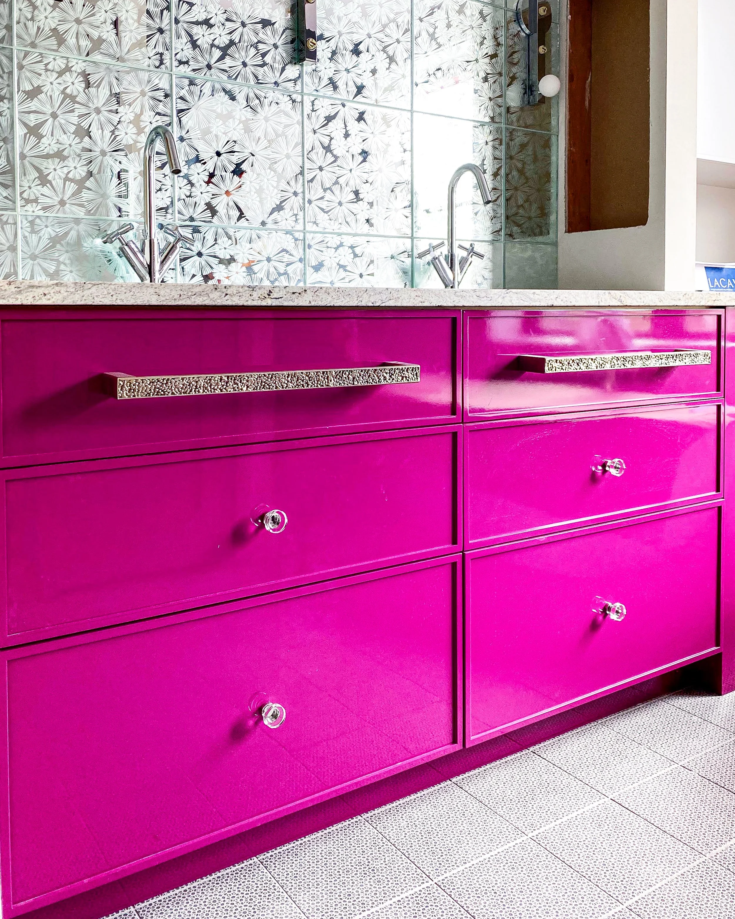 Norwich VT Modern Cabinetry (17).jpg