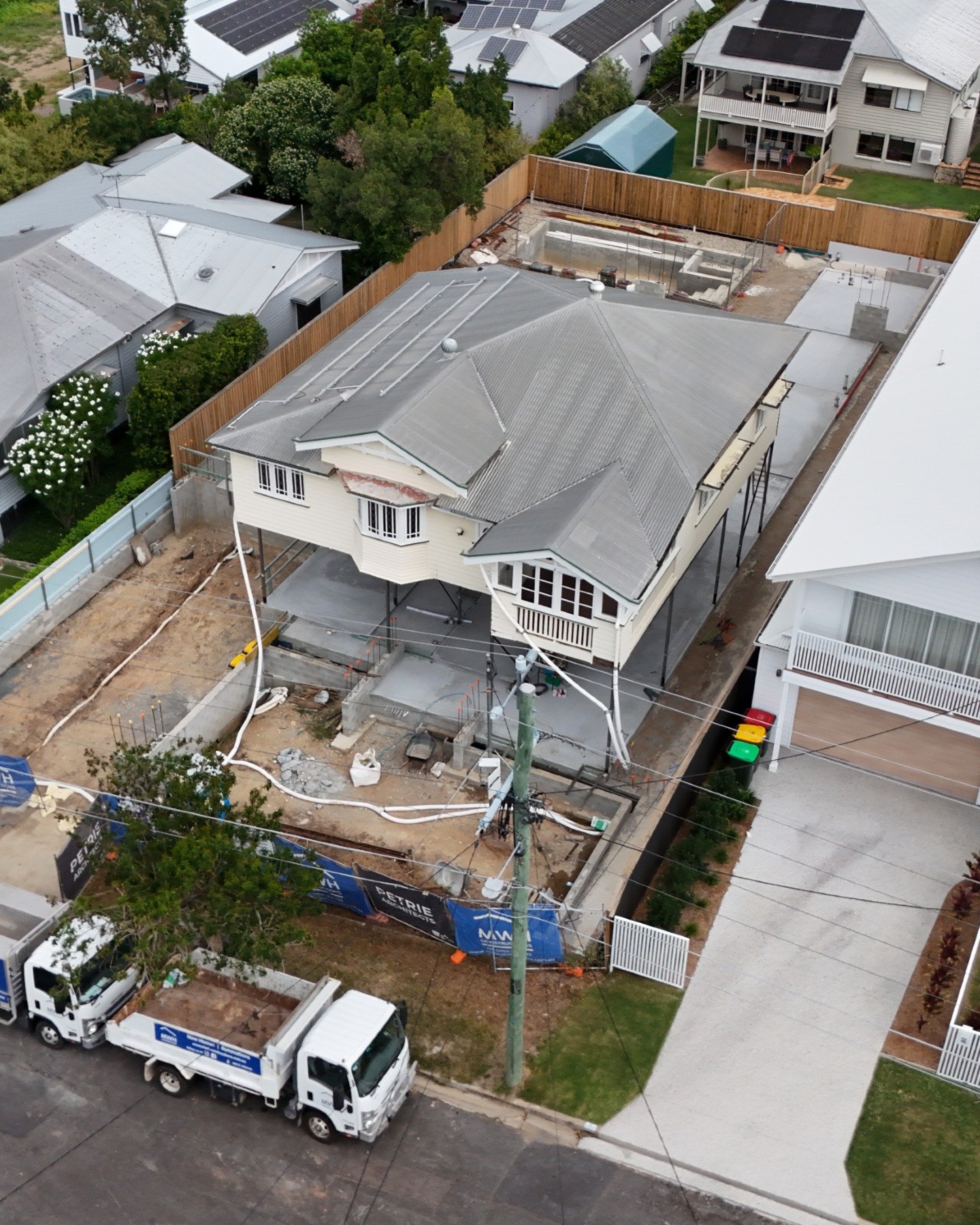 Construction is powering ahead at our Queenslander renovation project in Bardon!

@mwhconstructions has been making major progress on site. With the slab now poured, we&rsquo;re gearing up for the framing to go up next. There&rsquo;s always something
