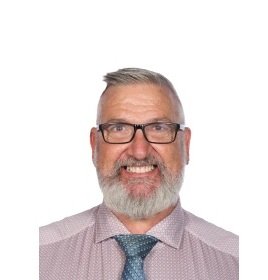 As a trusted marriage celebrant in Brisbane North, I specialise in relaxed, meaningful ceremonies across Albany Creek, Bridgeman Downs, Chermside and surrounding suburbs.