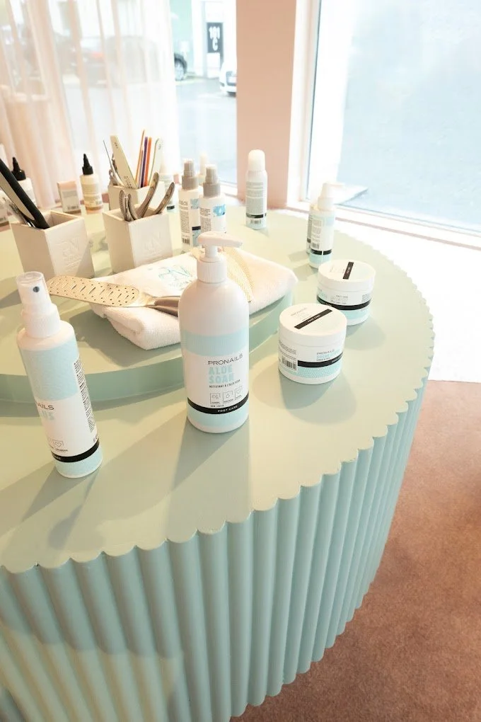 pronails display.jpg
