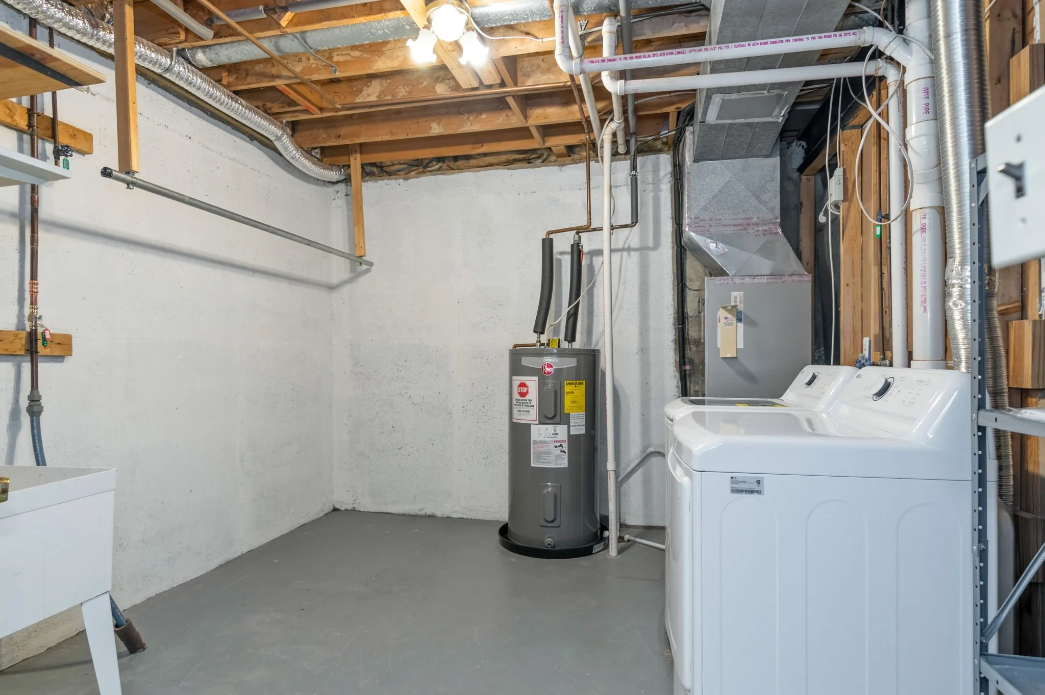 48-samantha-bard-4445-holly-ave-utility-room-water-heater-laundry-fairfax-va-22030.jpg
